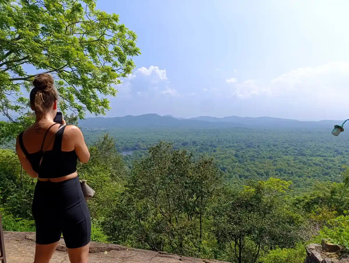 Best Time to Visit Sri Lanka | Weather & Month-by-Month Guide
