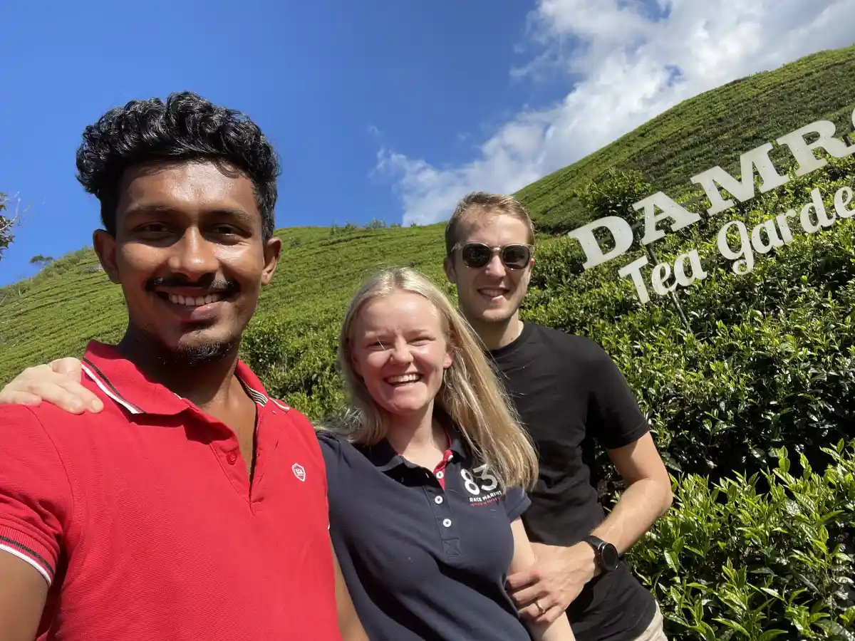 Tourists travelling safely in Sri Lanka